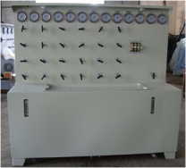 液壓支架試驗(yàn)臺(tái) 如下圖(使用單位:中煤盤(pán)江重工有限公司)